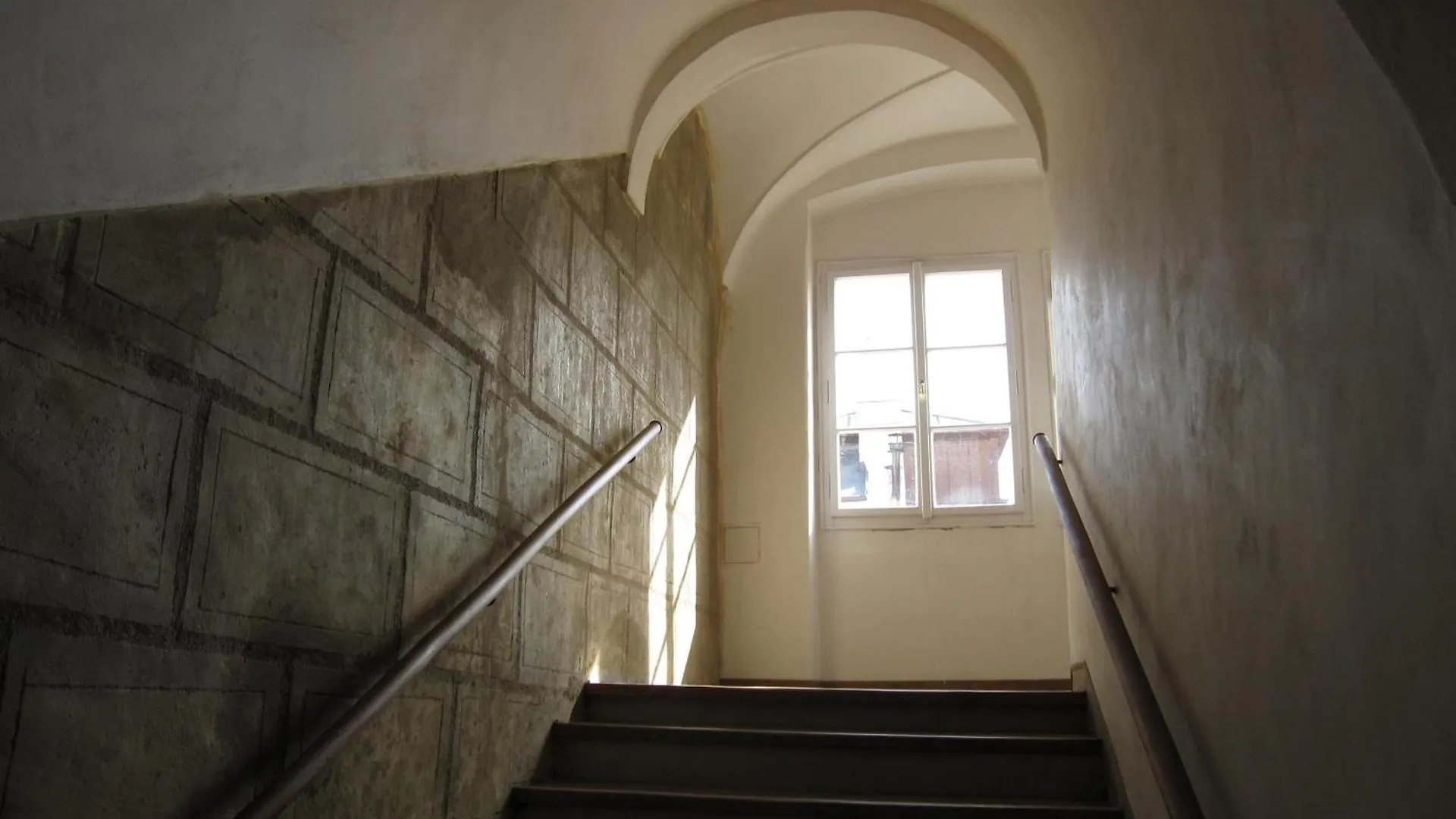 Apartment Residence Thunovska