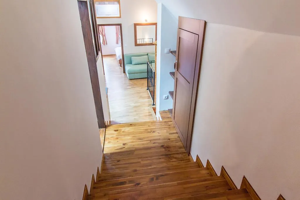 Residence Thunovska Apartment Prague