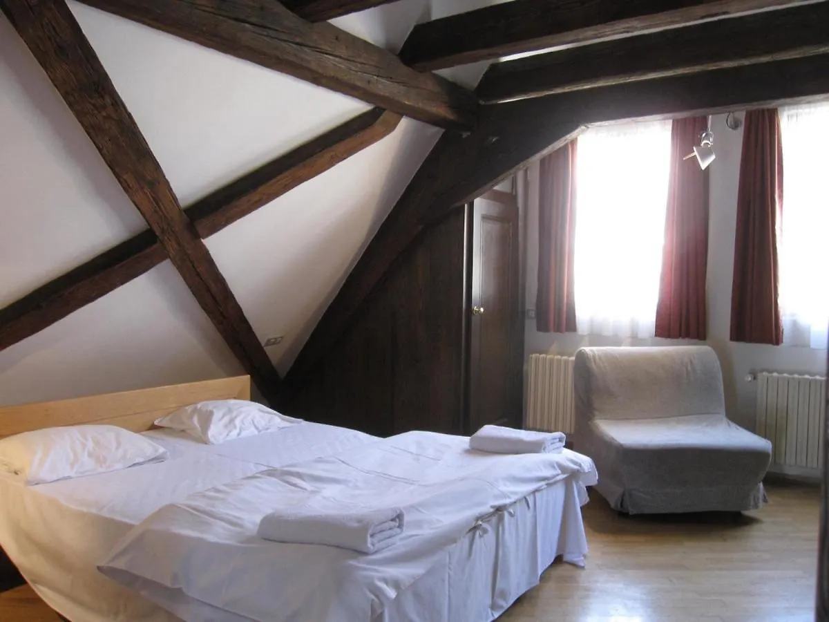 Apartman Residence Thunovska Prága